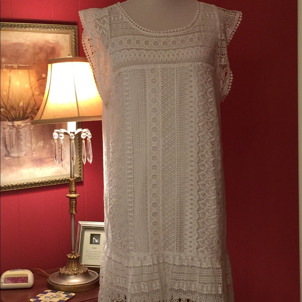 BB Dakota Lace Dress
